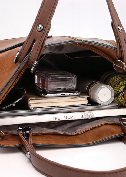 Alexa Signature Schultertasche