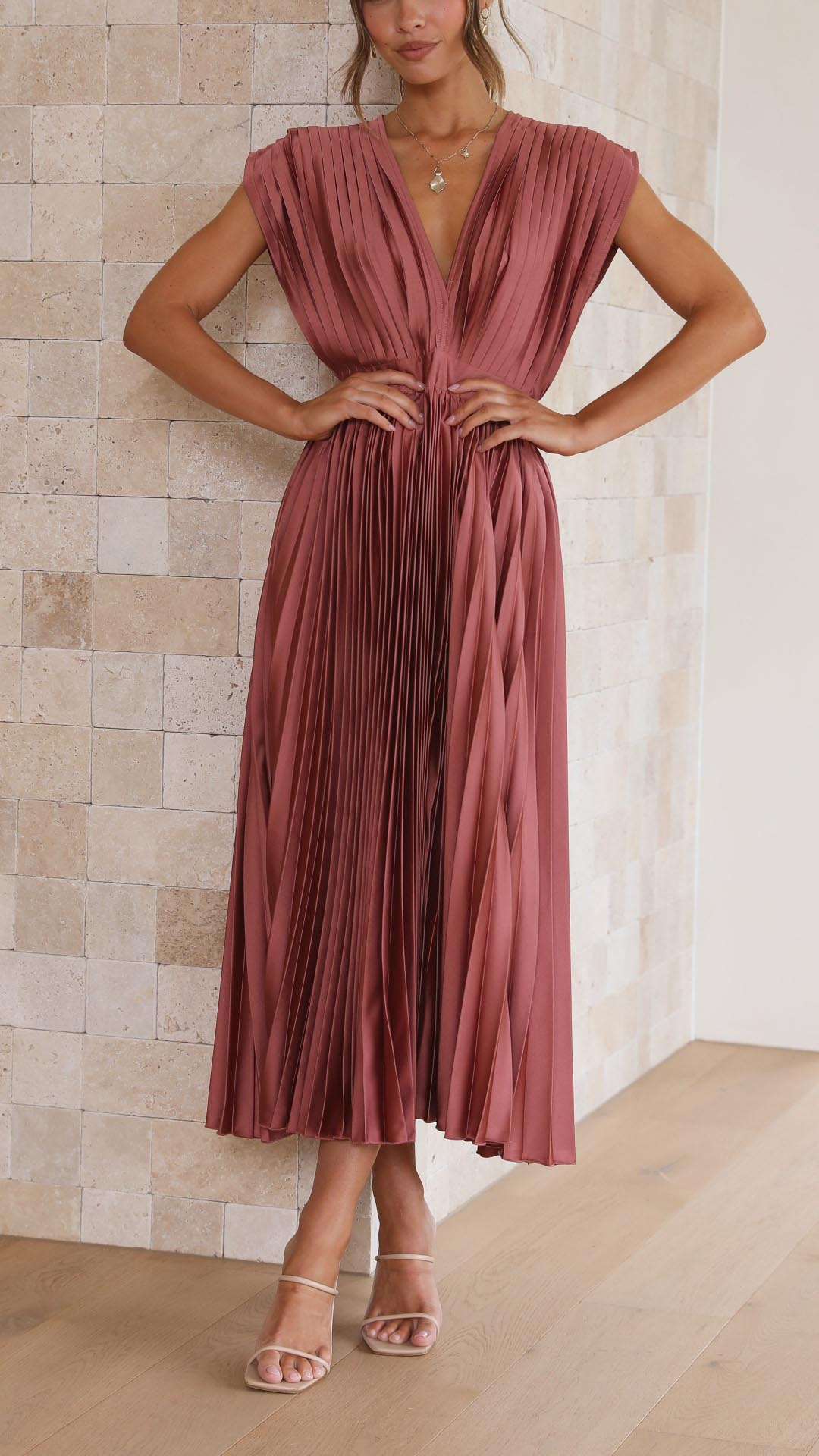 Alexis - Elegantes Faltenkleid
